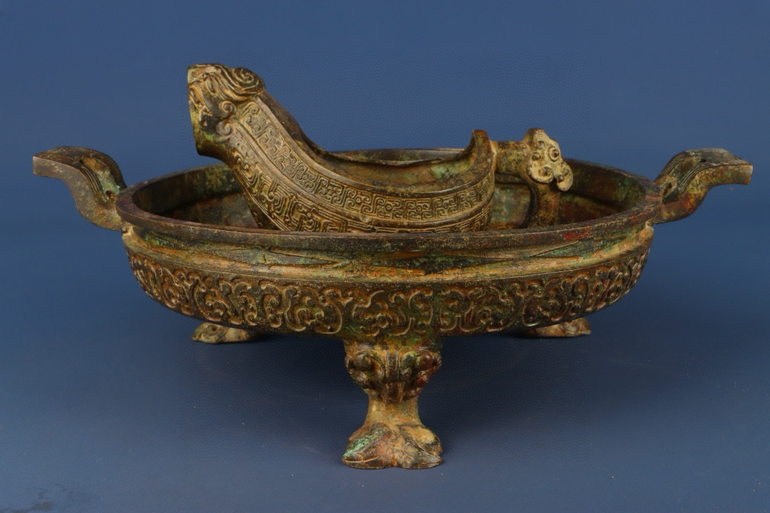 『西周時期・館蔵珍品・古青銅器彫・鏈子盤・文案置物』極細工・東洋彫刻・骨董品・古賞物・中国古玩・中国古美術拍卖