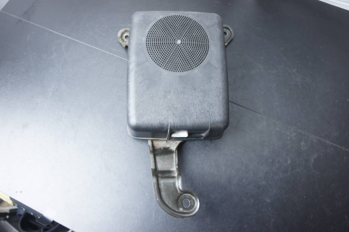 ウーファー 86150-21010 AZT246 カルディナ GRX121 マークX AZR60G AZR65G ヴォクシー ノア ACR40 MCR30 AHR10他 エスティマ 純正 @9887s拍卖