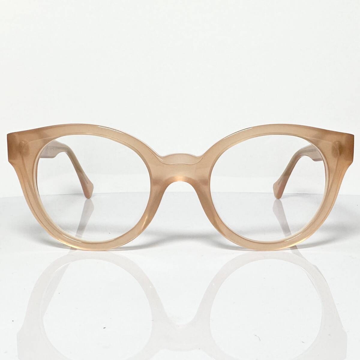 Vue dc. 新品未開封】 フレームフランス製 Frame France GIN 642 レディース Cat型 メガネ 純正ケース付き ヴュードゥシー キャット拍卖