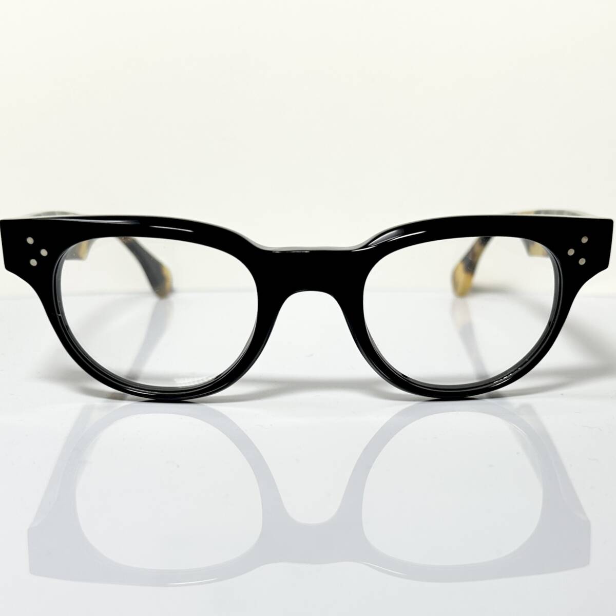 Vue dc. 新品未開封】 フレームフランス製 Frame France BOB2 100E メガネ 純正ケース付き ヴュードゥシー拍卖