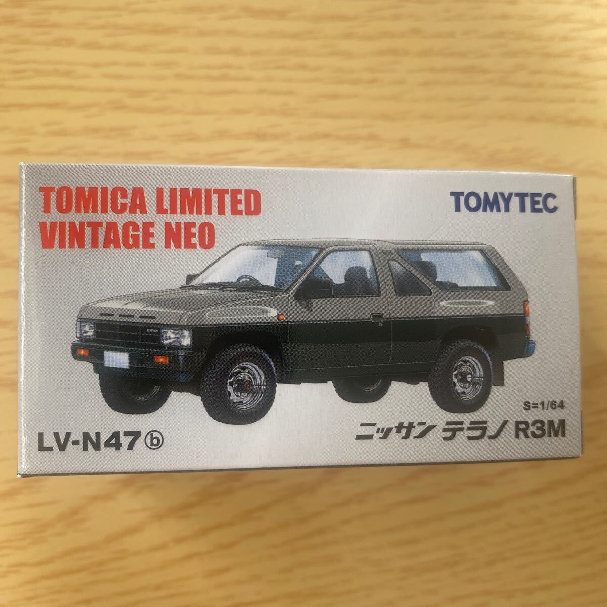 トミカリミテッドヴィンテージネオ LV-N47b ニッサン テラノ R3M 拍卖