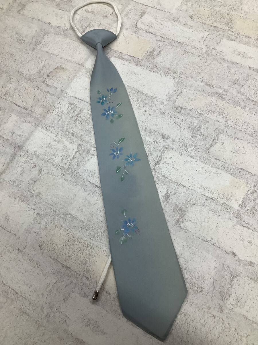新品未使用★日本製ネクタイ 手描き 逸品モノ ちりめん生地 花柄 シルク100% ★絹高級ネクタイ ワンタッチ仕様★拍卖