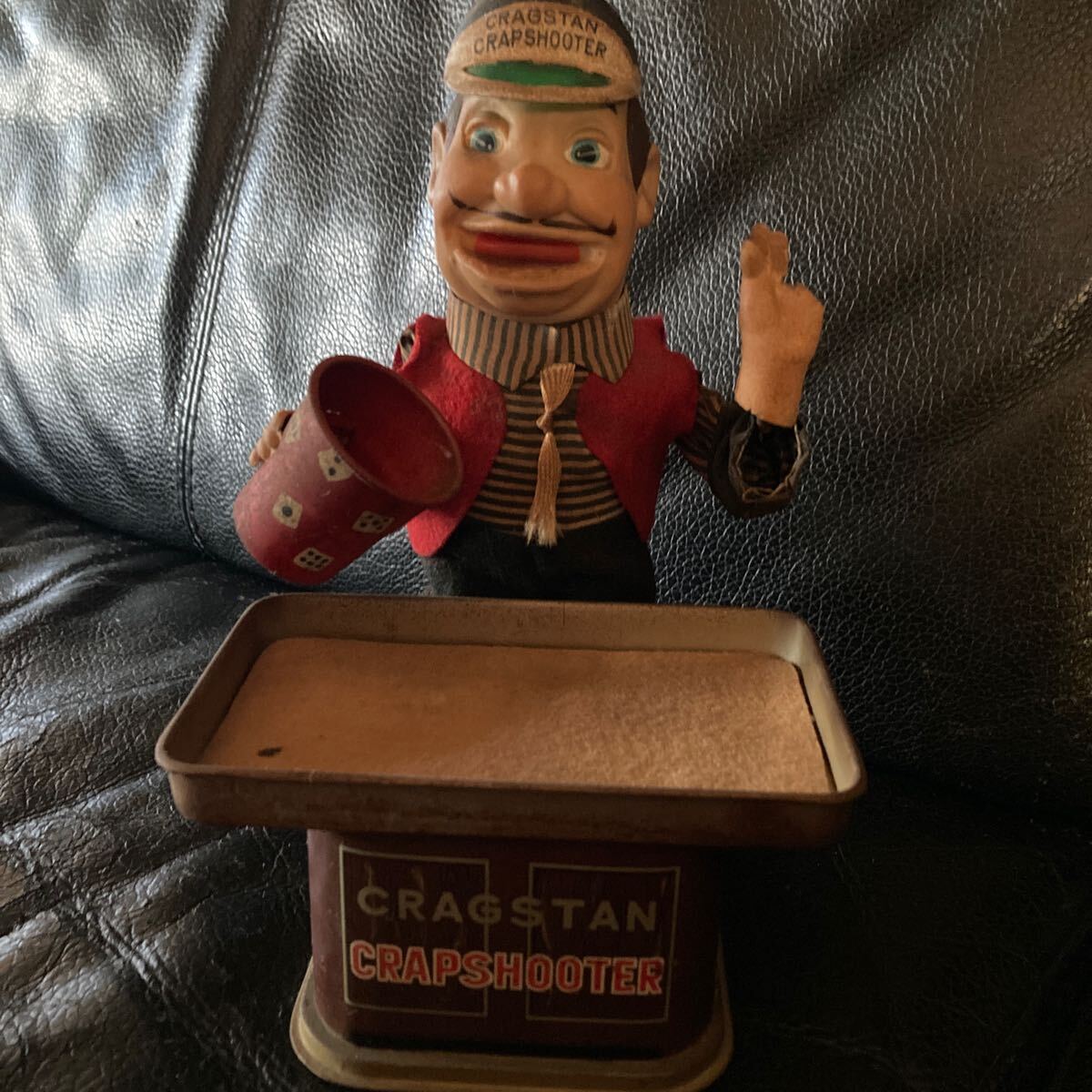 当時物ビンテージ米澤玩具製 電池駆動 ブリキ CRAPSHOOTER 賭博師 ソフビ人形マルサン増田屋 野村トーイ マッコイ フリーホイーラーズ 東洋拍卖