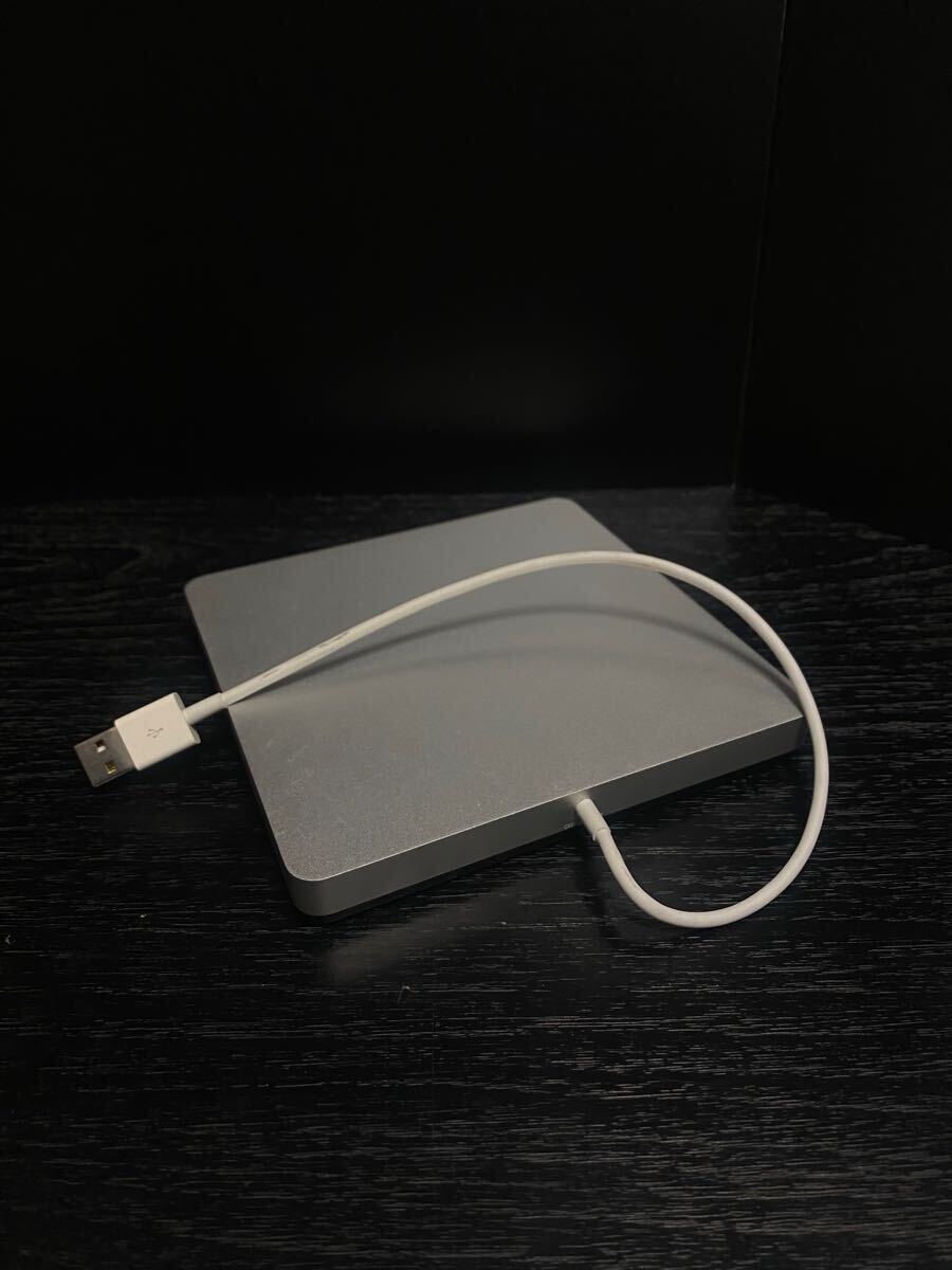 Apple USB SuperDrive 外付け光学ドライブ 外付けDVDドライブ アップル 現状品 動作未確認 ジャンク品拍卖