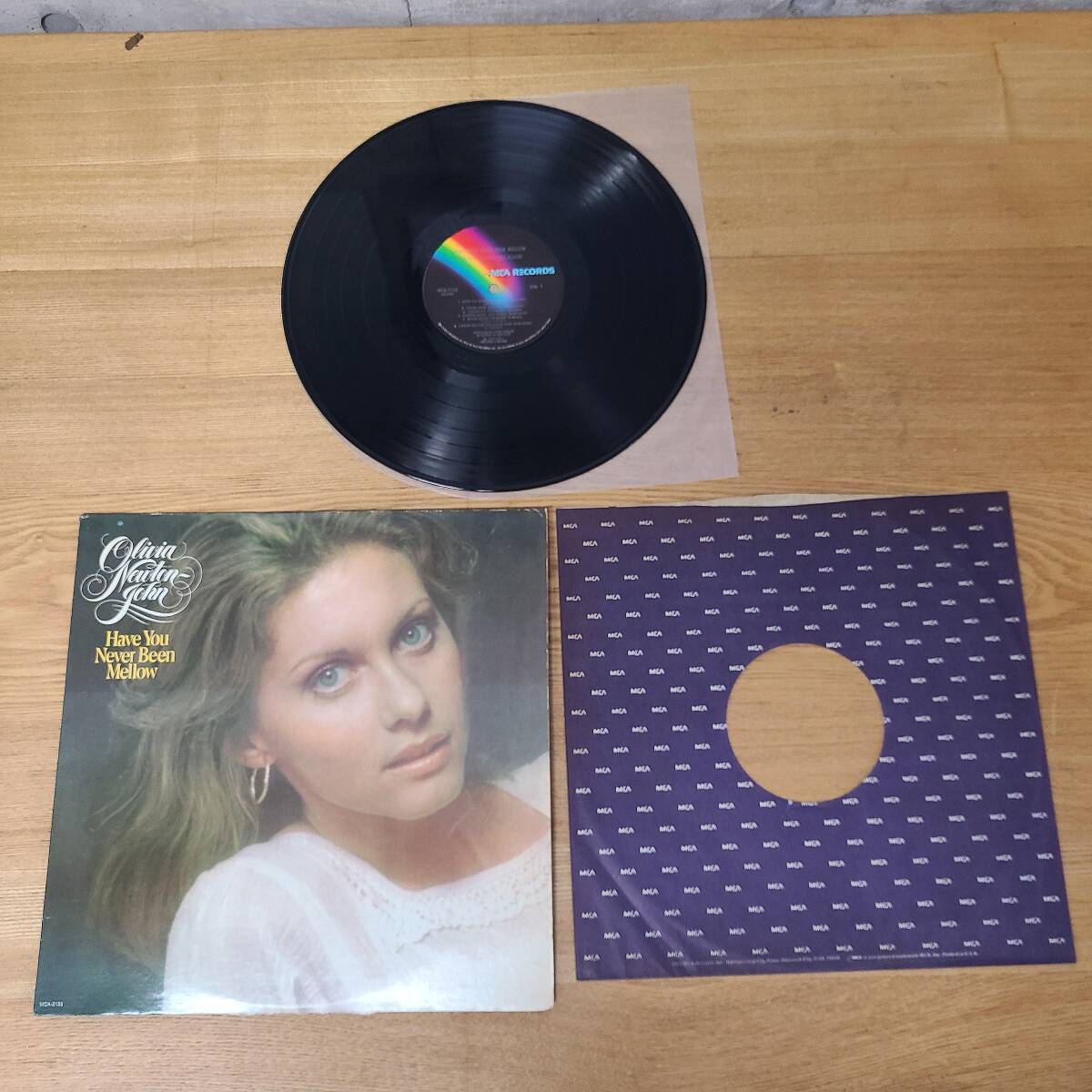 US盤 12inch LP★OLIVIA NEWTON-JOHN/HAVE YOU NEVER BEEN MELLOW★MCA-2133 /G250107050拍卖
