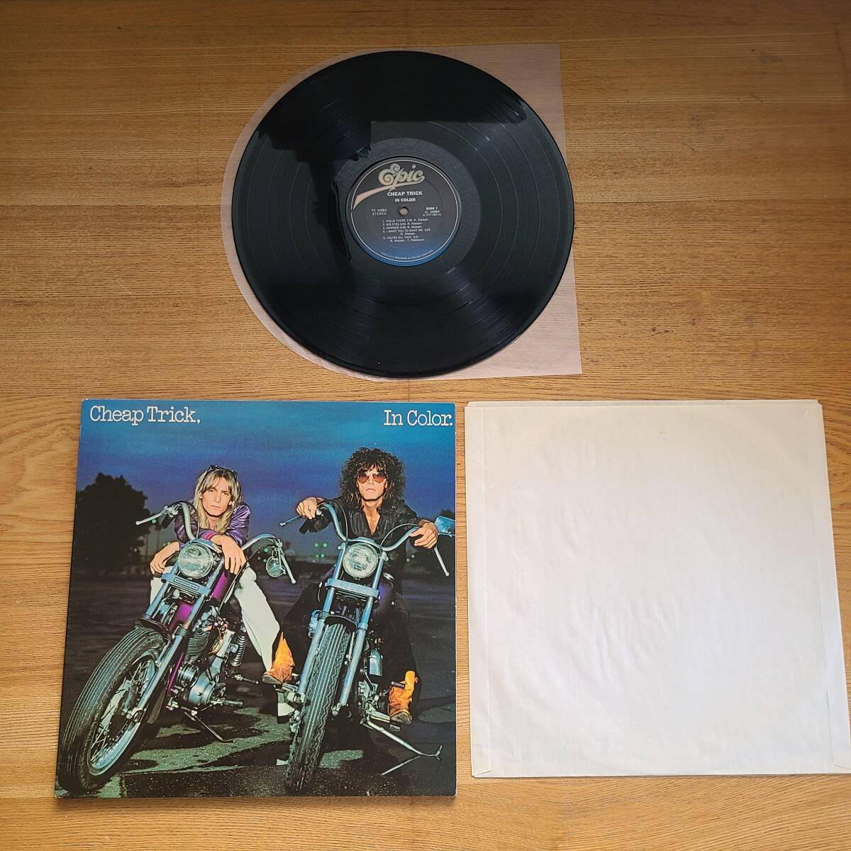 米LP Cheap Trick In Color PE34884 EPIC /00400 ストア/G250110036拍卖