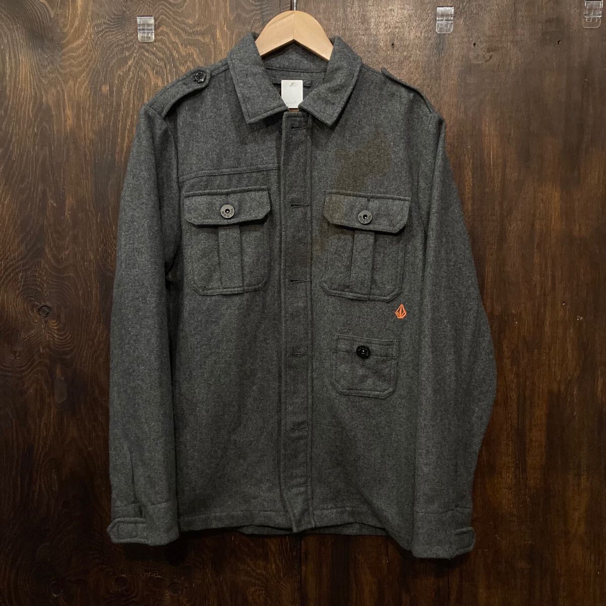 アメリカ古着 VOLCOM ボルコム ウール素材 ジップシャツ シャツジャケット Mサイズ グレー ウールシャツ拍卖