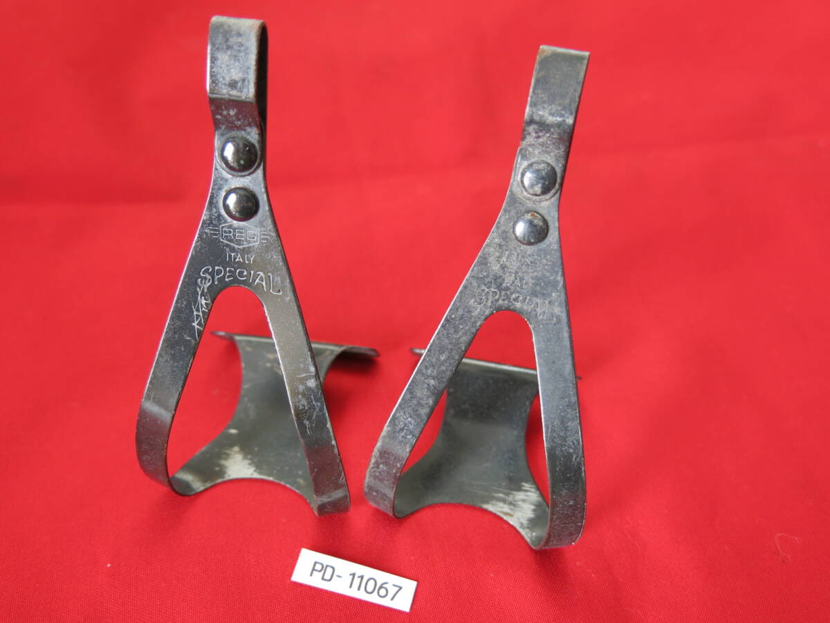PD-11067 イタリア製 レグ REG SPECIAL たぶんМサイズ 黒 鉄 中古拍卖
