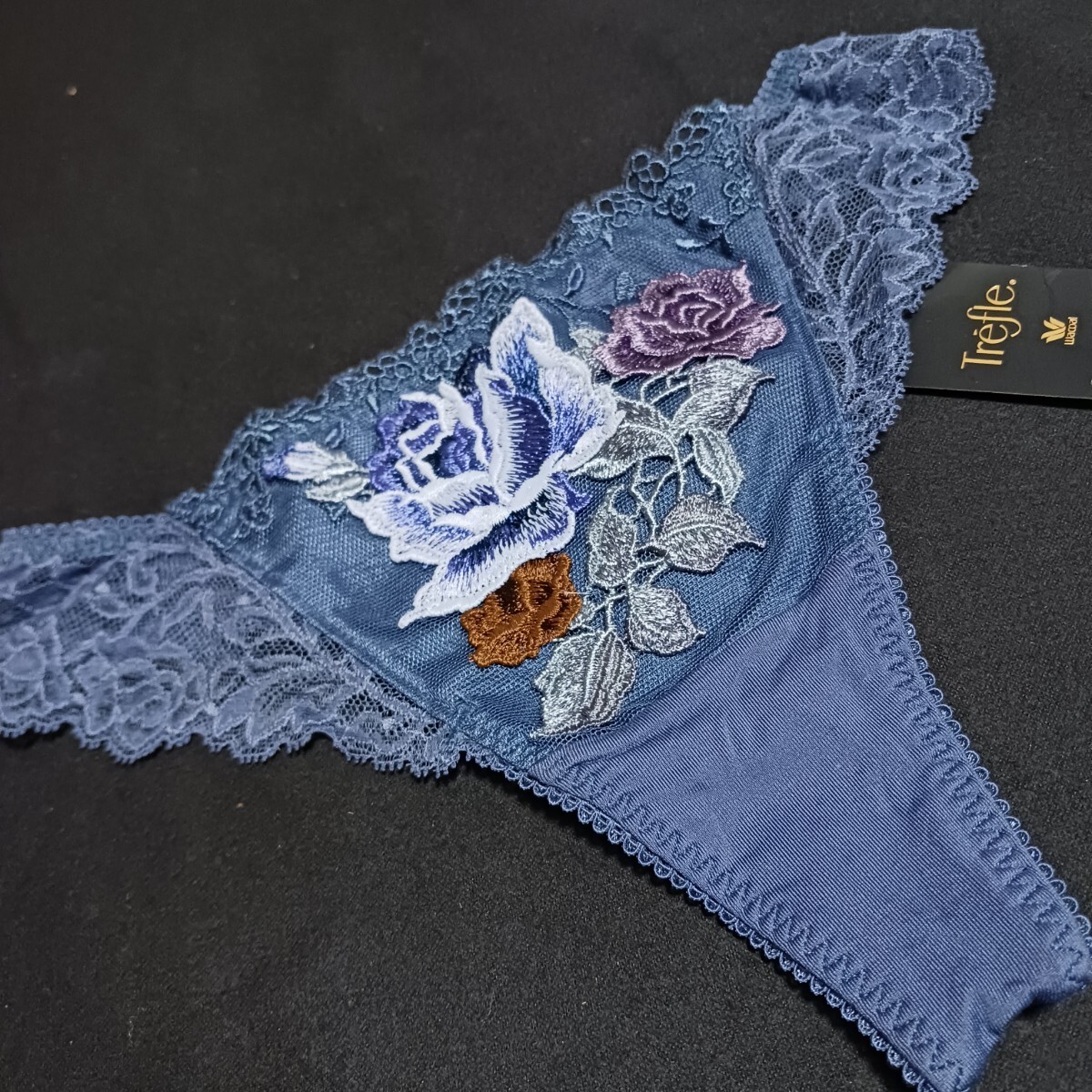 ワコ-ル トレフル  ローズガーデン Tバック  ソング拍卖