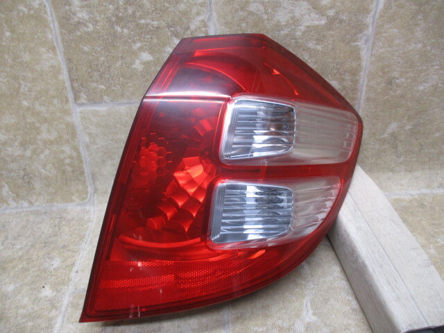 J5/ GE6/GE7/GE8 フィット 純正テールランプ/テールライト右 STANLEY P7030拍卖