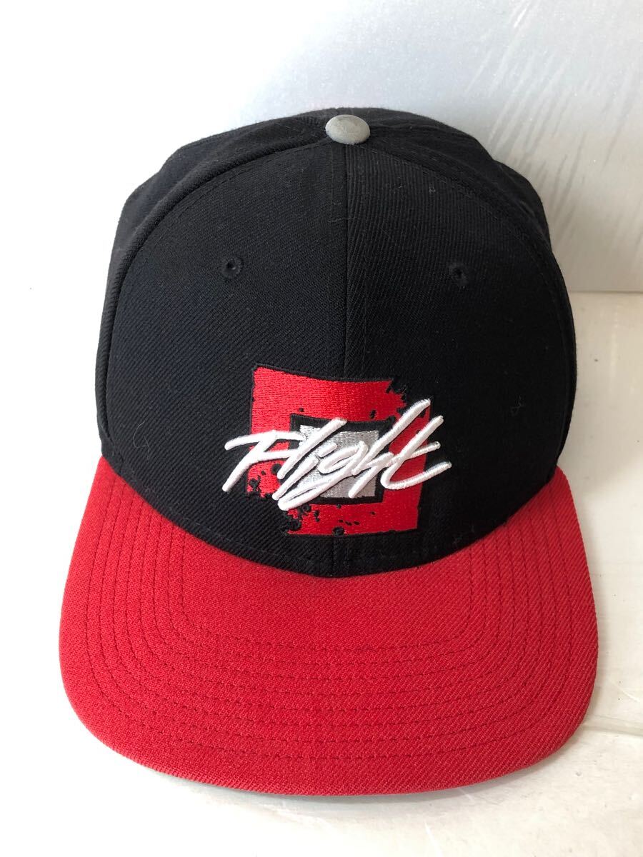 ジョーダン JORDAN Flight 23 ロゴ キャップ ※スナップ部分に横に走るキズがあります拍卖