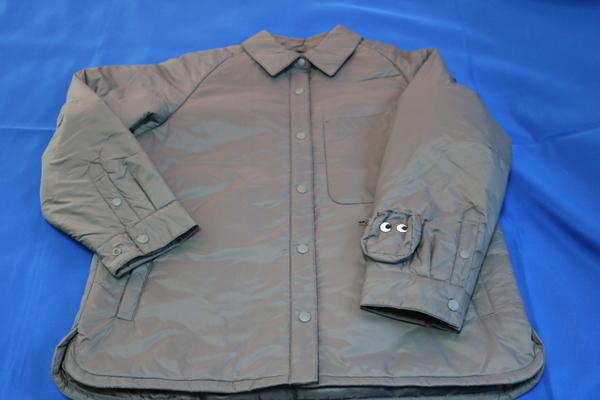 アニヤ・ハインドマーチ オリーブ パフテックシャツジャケット レディース L ANYA HINDMARCH ユニクロ 新品 未使用拍卖