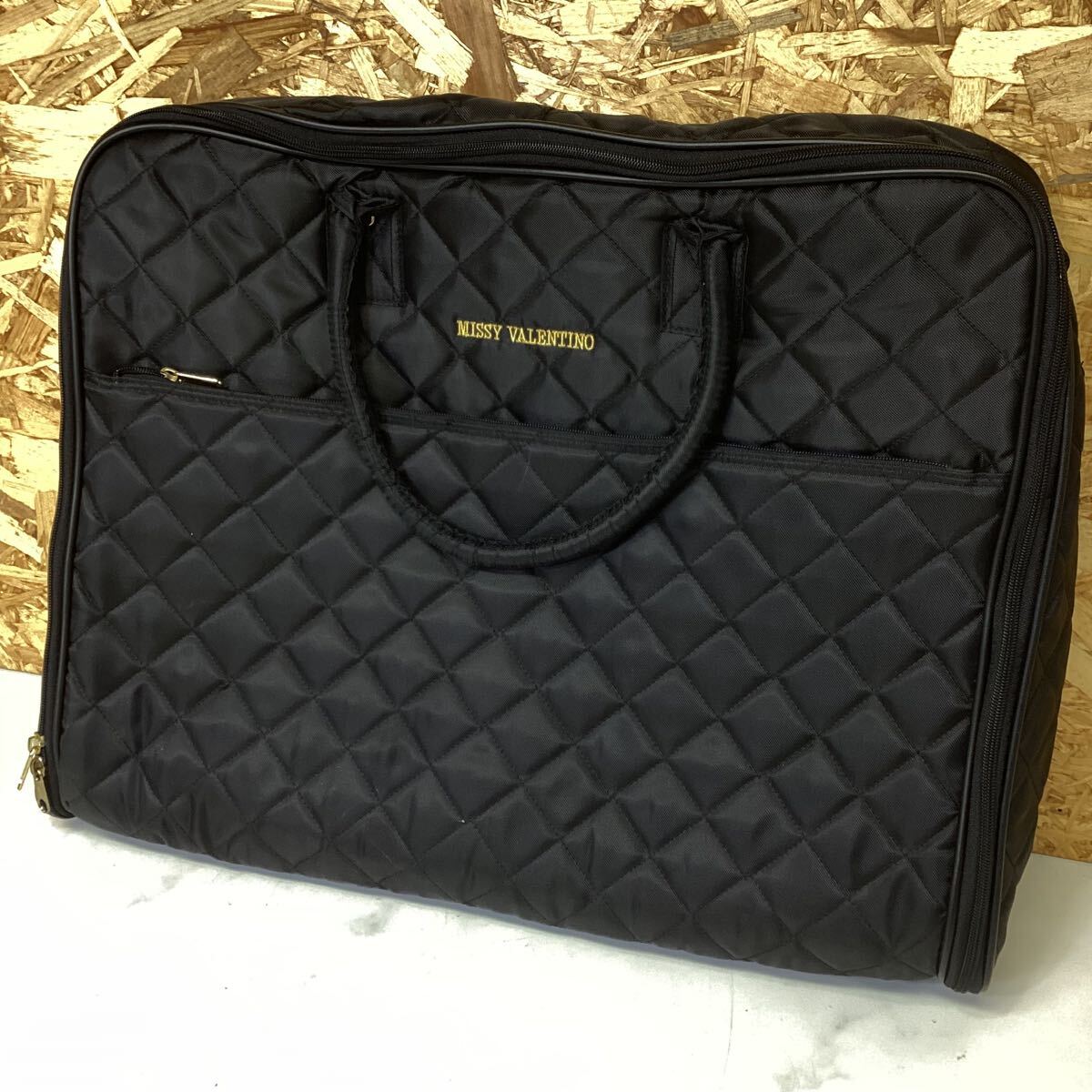 MISSY VALENTINO スーツ用バッグ 黒 大きめ E-55拍卖