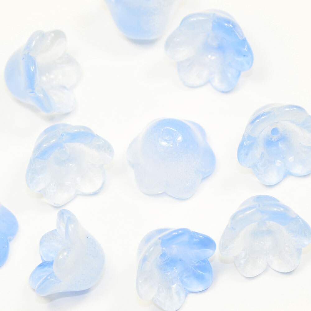 チェコビーズ ベルフラワービーズ 12×7.5mm ブルークリアーホワイト EB003拍卖