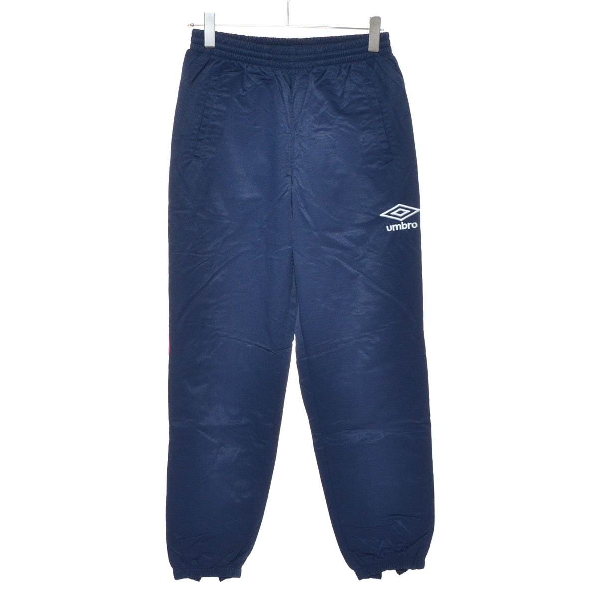 〇497136 umbro アンブロ ◯ナイロンパンツ スポーツウェア サイズO メンズ ネイビー拍卖