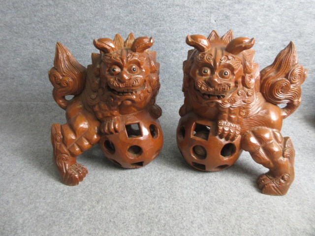 【政】33859 木彫獅子の置物 1対 床の間 骨董拍卖