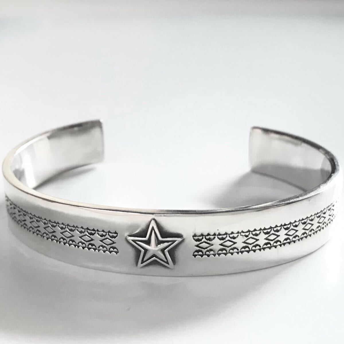 ☆レア☆ LION HEART ライオンハート スター ネイティブ シルバー925 silver925 ブレスレット バングル インディアンジュエリー拍卖