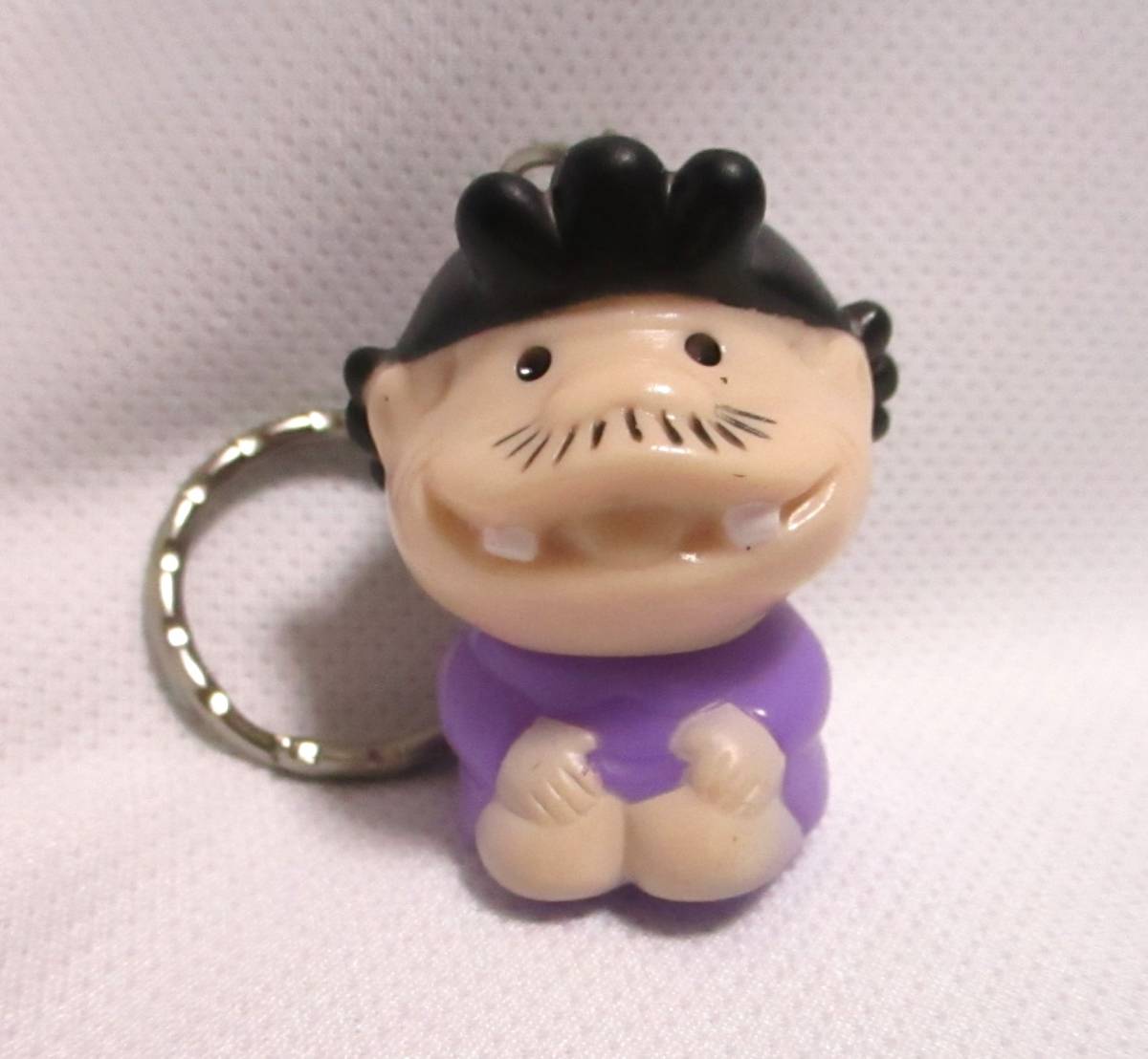 即決【 サザエボン キーホルダー 紫 】当時物 サザエさん バカボン ソフビ 昭和 レトロ拍卖
