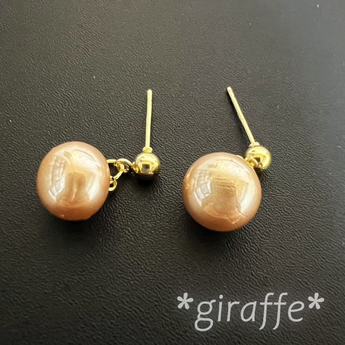B607 匿名配送 ピアス レディース パール s925 シャンパンゴールド 揺れる 真珠 拍卖