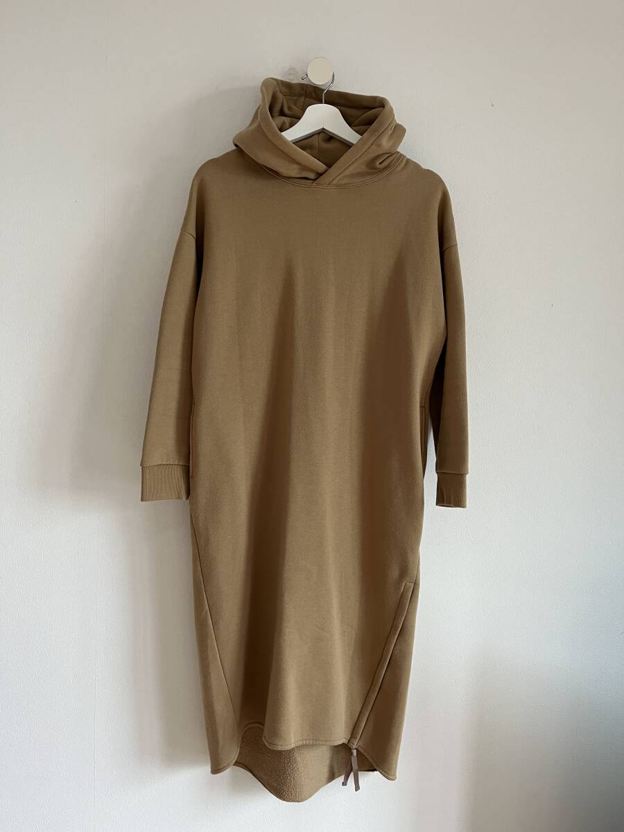 BARNYARDSTORM フード付きロングワンピース ベージュ拍卖