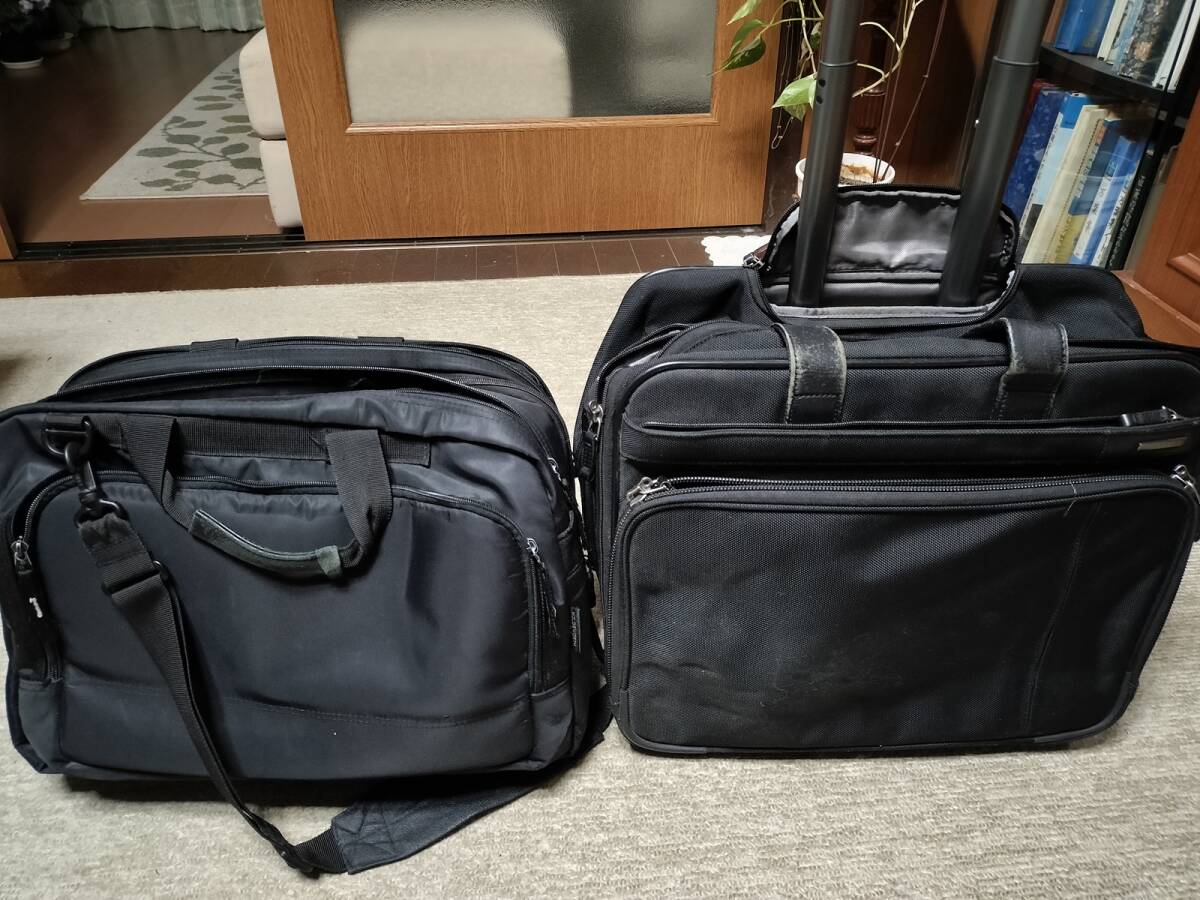激安販売!!ビジネスころころバックと書類バックの2個セット  送料無料!4800円スタートです!!拍卖