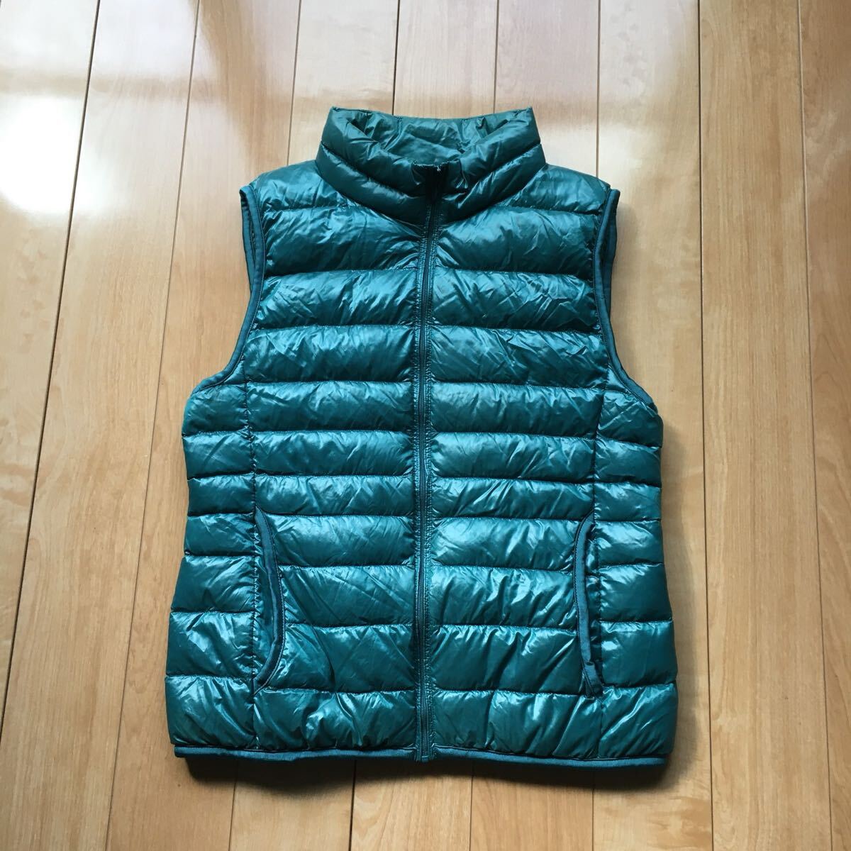ユニクロ ウルトラライトダウンベスト 185-1-16 レディース M グリーン ナイロン100%拍卖