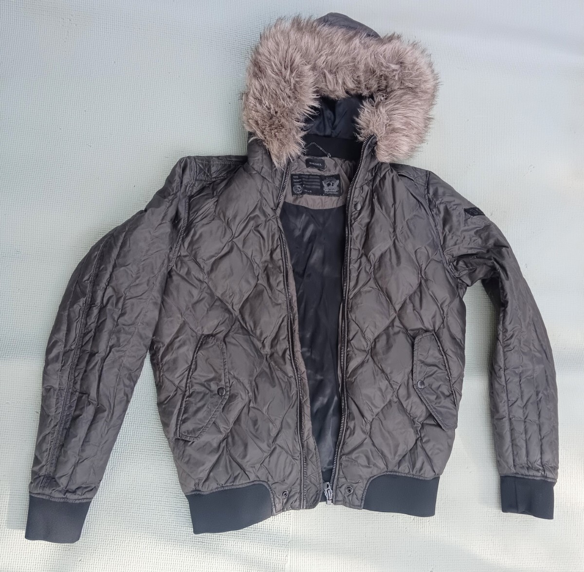 DIESEL キルティングジャケット ライダース ファー フード ディーゼル ブルゾン ジャンパー 防寒着 ミリタリー メンズ ファッション レア拍卖