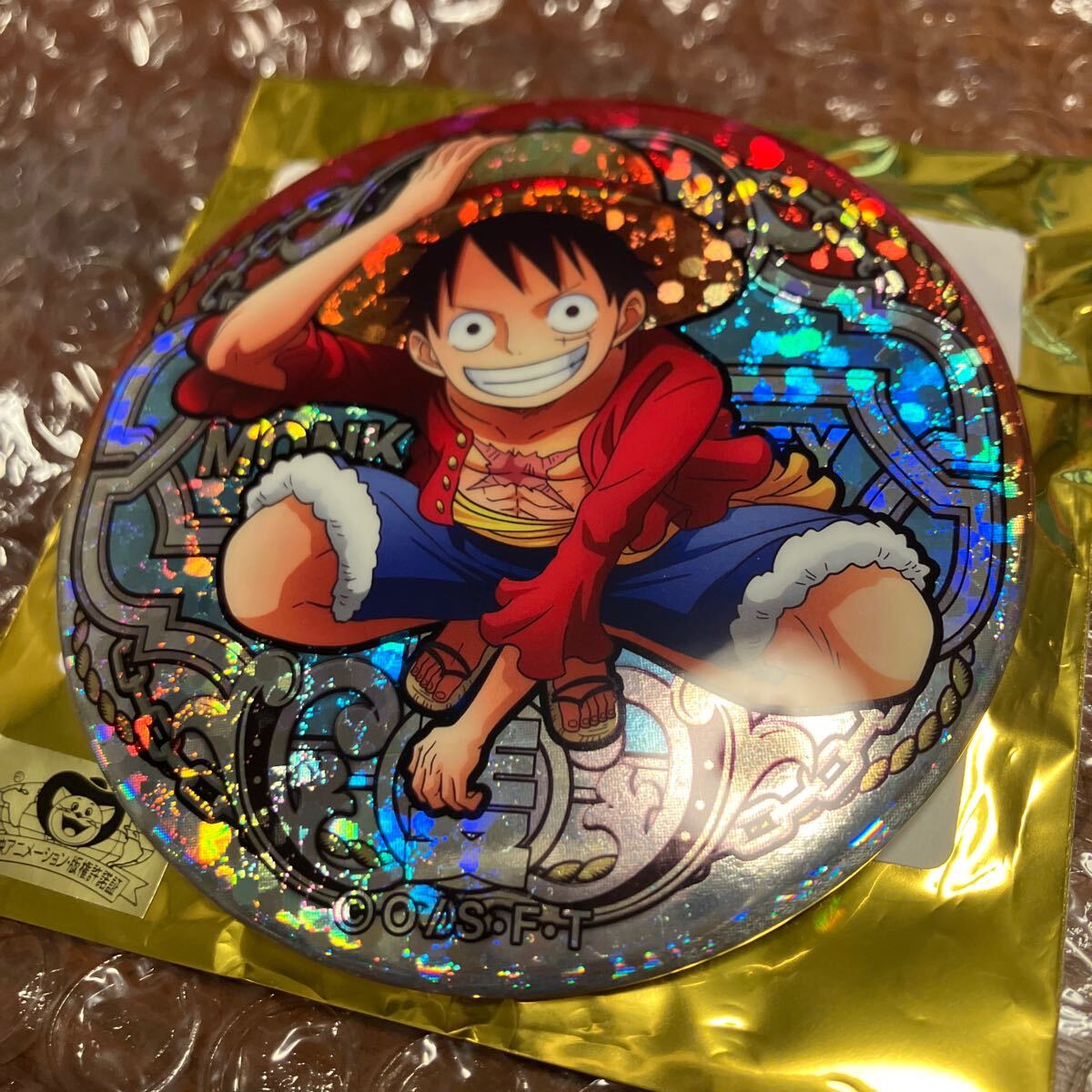 ONEPIECE ワンピース 輩 SHINE 麦わらストア 限定 缶バッジ ルフィ ジョジョの奇妙な冒険拍卖