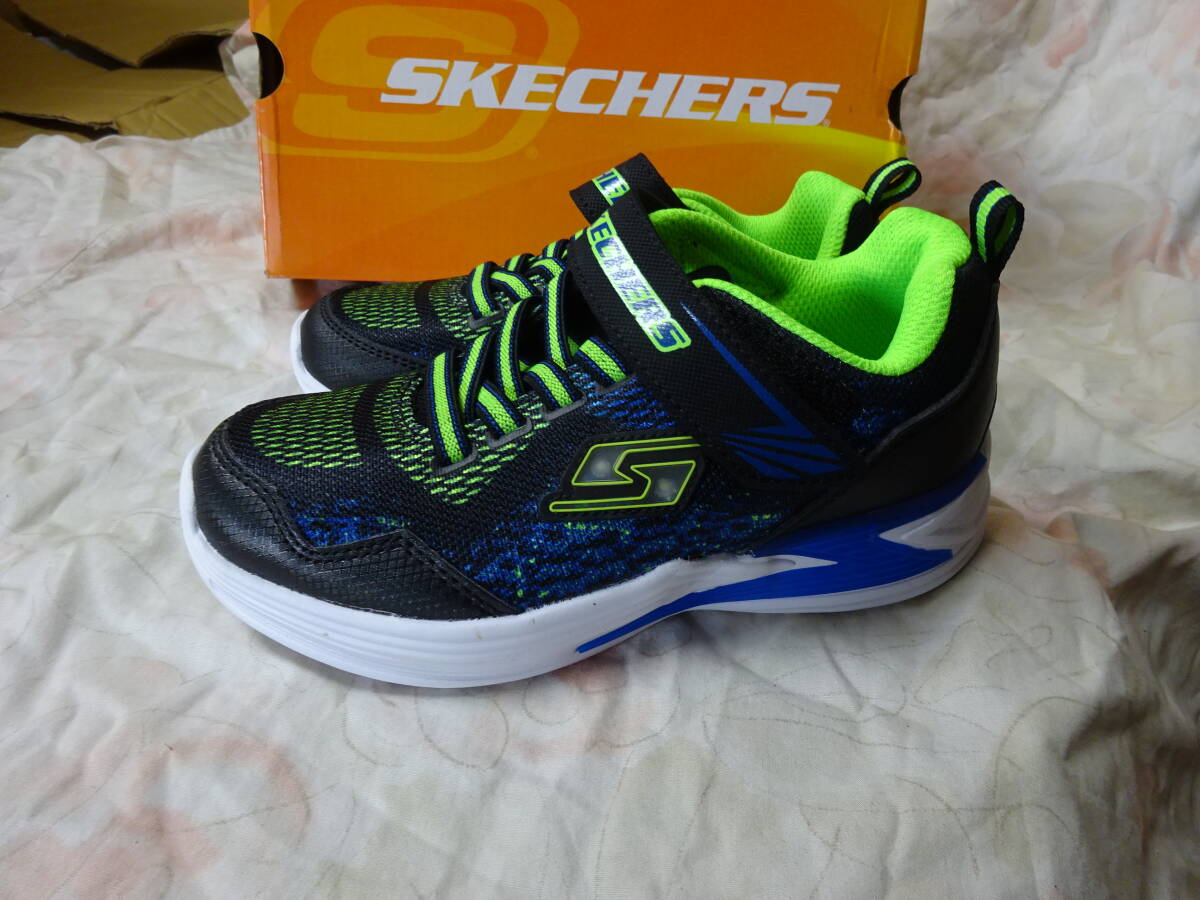 ★新品 スケッチャーズ スニーカー 17 cm 11拍卖