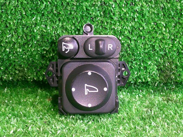 4kurudepa H25年 N-BOX DBA-JF1 ドアミラー スイッチ 35190-T5A-J01(T7A-J02) 黒 JF2拍卖