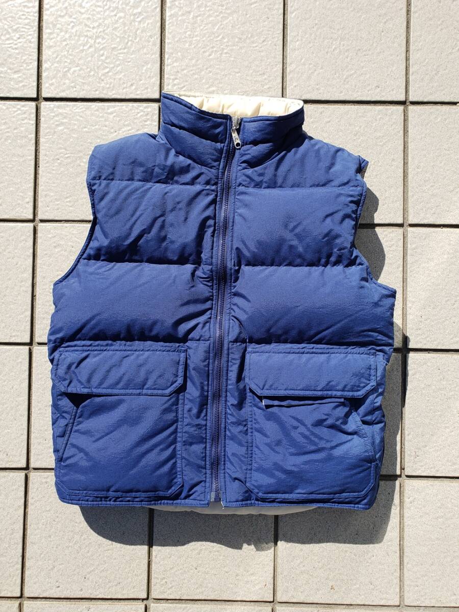 EMS/EMS EASTERN MOUNTAIN SPORTS/リバーシブルダウンベスト/サイズS/中国製/ネイビー/紺/アウトドア/拍卖