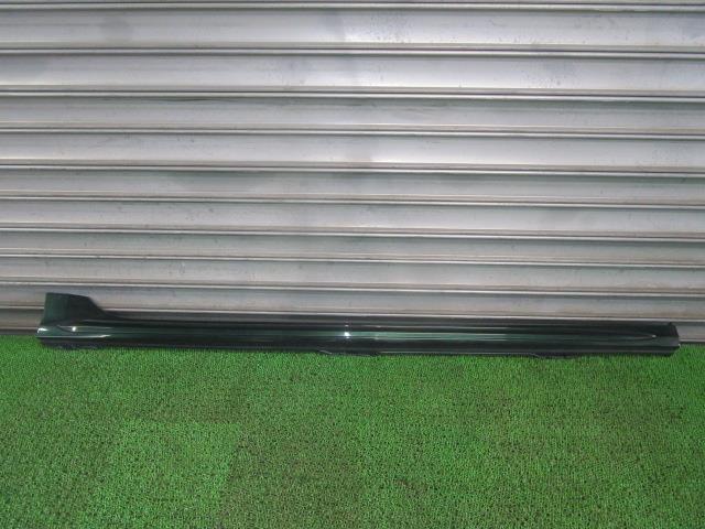 N-WGN DBA-JH1 右サイドスポイラー 71800-T6G-J01ZU 71800-T6G-J0-50 G547P ブリティッシュグリーンパール /42190拍卖