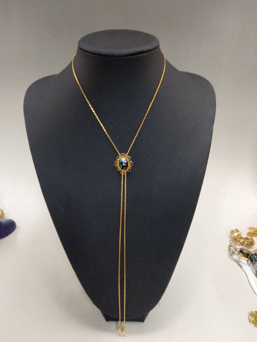 0114-0007 中古★レディース用/ループタイ/ゴールド/デザイン/ チェーン約 80cm拍卖