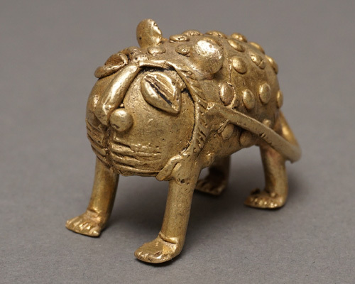 アフリカ トーゴ 真鍮細工 アニマル レオパード ヒョウ Sサイズ 彫刻 アフリカ雑貨 オブジェ アフリカンアート ブラス拍卖