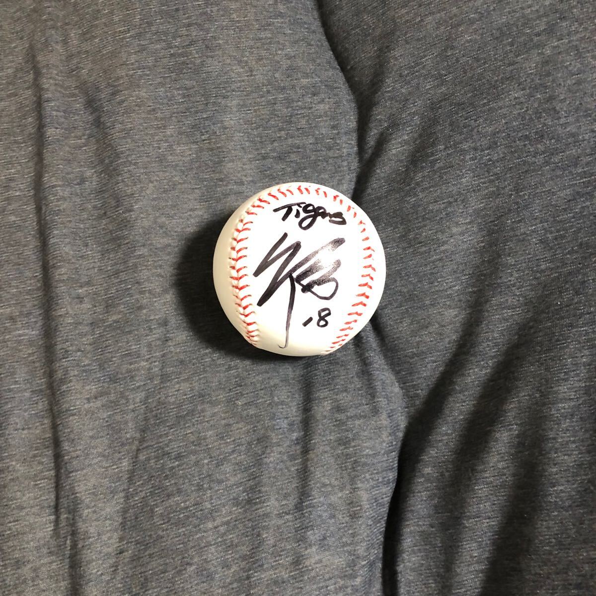 阪神タイガース  伊原 陵人 選手 直筆サインボール拍卖