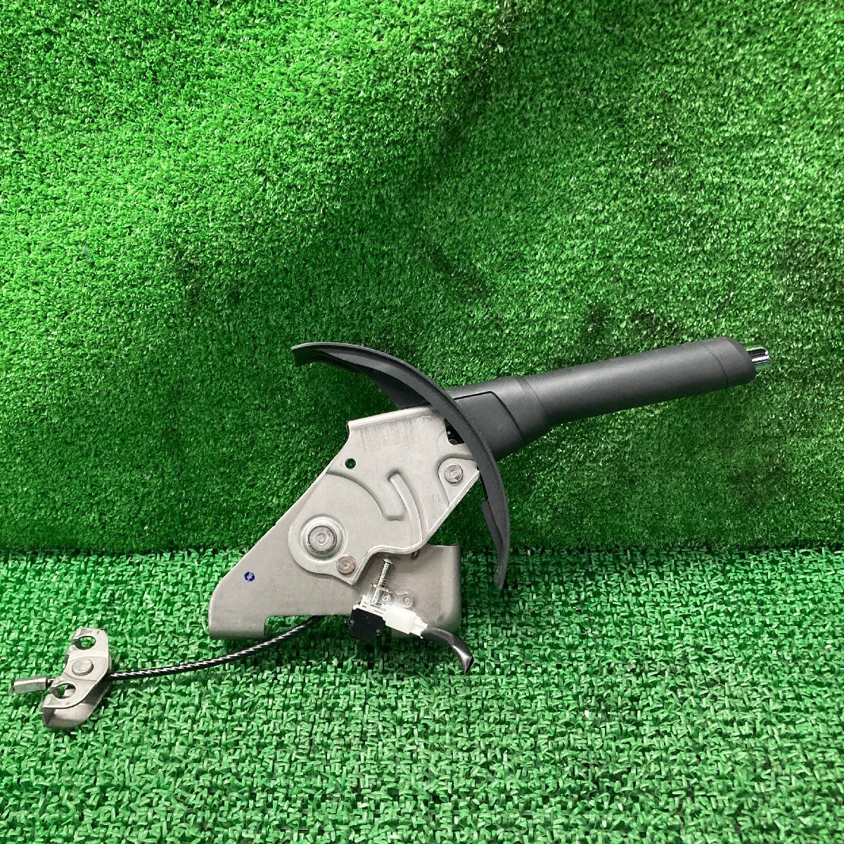 ♪♪ライズ Z A200A サイドブレーキ レバー 純正(W0177)♪♪拍卖