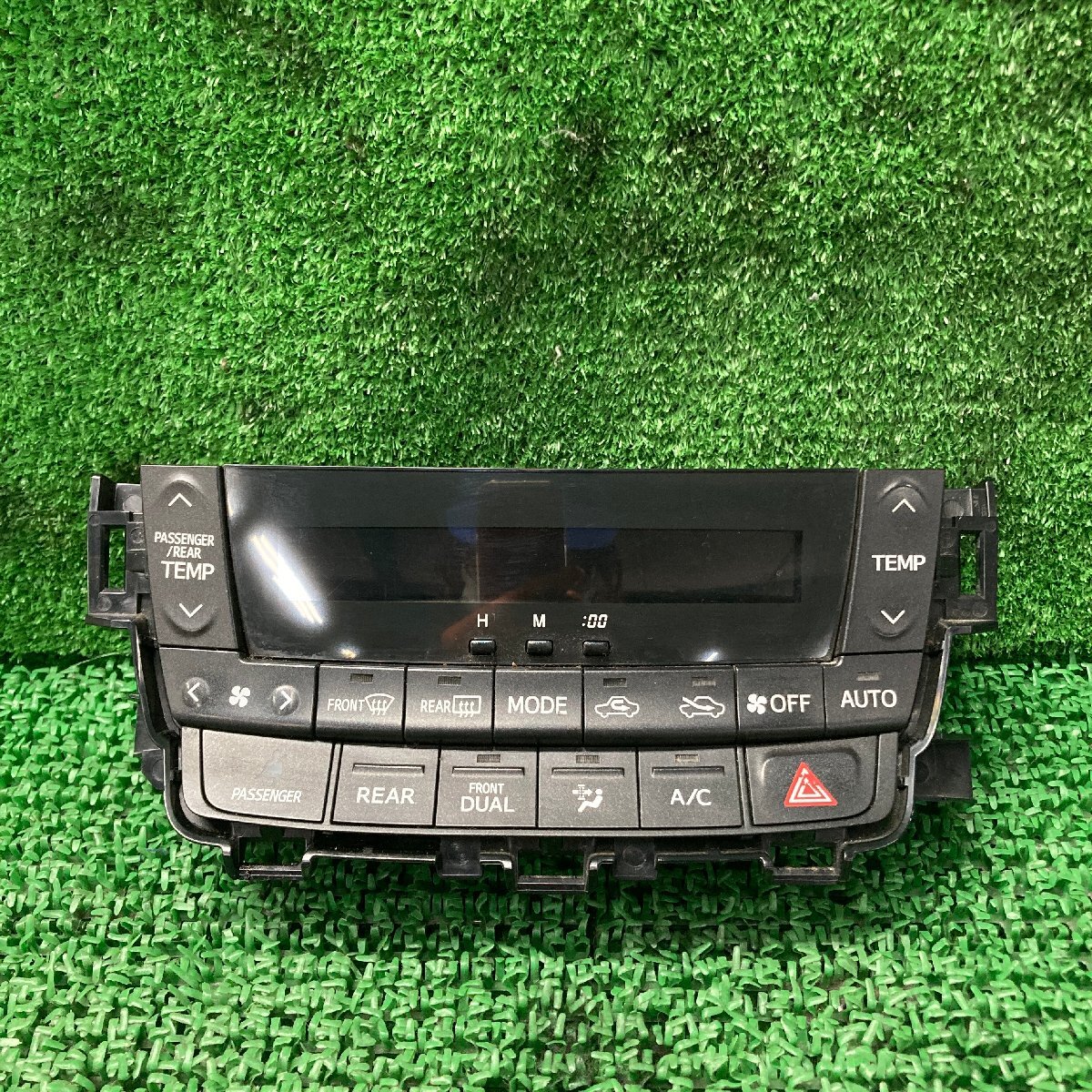 ♪♪ヴェルファイア ANH20W エアコンスイッチ パネル 55900-58270 (W0457)♪♪拍卖