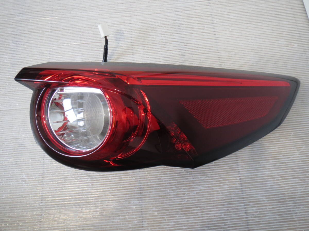 CX-8 前期 純正 右 LED テールランプ テールライト拍卖