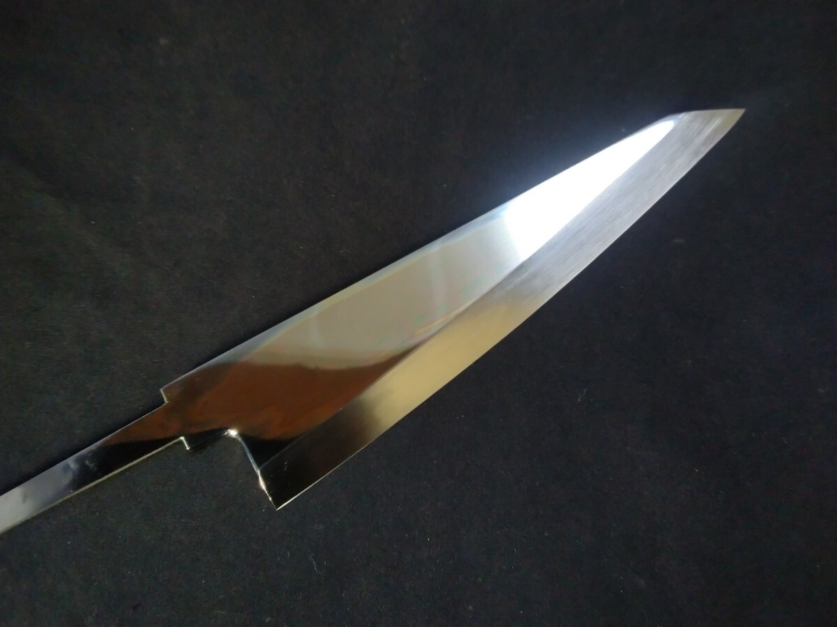 城山刃物製作所(堺業務用刃物メーカー直売)六寸ガラサキ 超鋼スーパー本焼き両鏡面 完全無印 黒檀八角水牛柄 拍卖