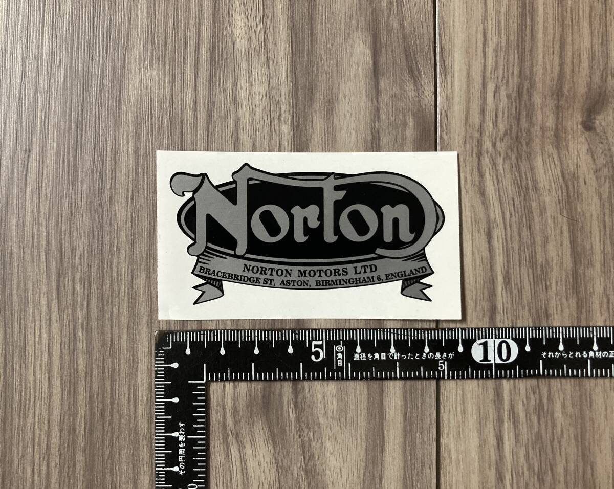 送料無料 Norton Motors Ltd ノートン カッティング ステッカー シルバー 80mm × 40mm拍卖