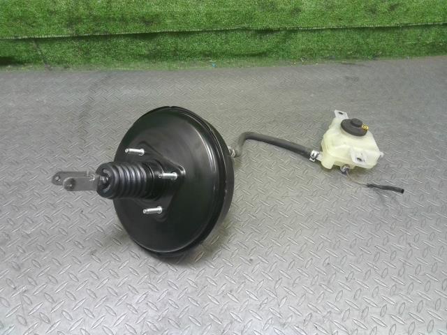 トヨタ(TOYOTA)※同梱不可※エスクァイア ZRR85G ブレーキマスター 品番 47201-28730 動作OK拍卖