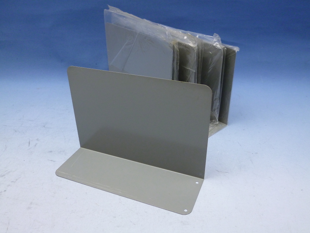 スチール仕切板 グレー 14個 未使用保管品拍卖