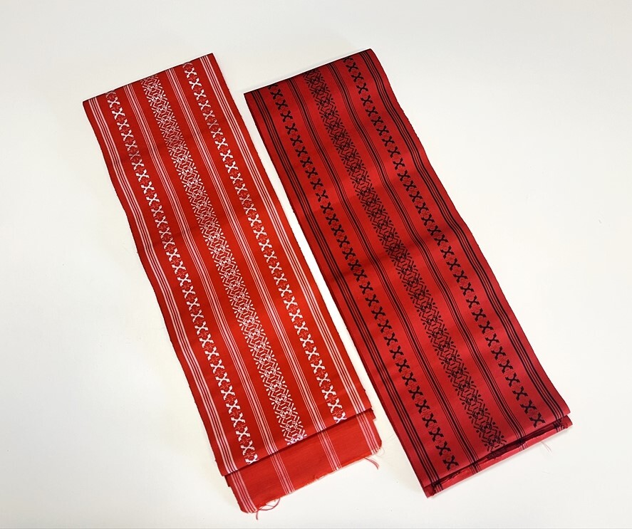 花とら●リサイクル帯 半幅帯 本場筑前博多織 2本まとめて 赤系 朱 使用可能 リメイク 素材 カジュアル 浴衣にも 241217拍卖
