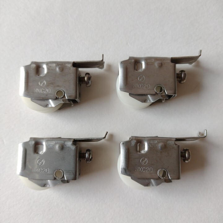 トステム 戸車 NKC20 4個 セット ■ サッシ 金具 引き戸 戸車 TOSTEM リクシル LIXIL拍卖