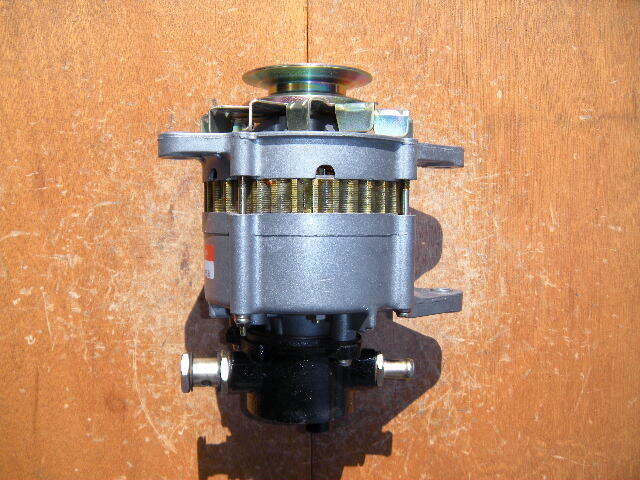 エルフ、NKR用オルタネーター(ダイナモ)リビルト品 LR225-415~C、8-94389-772-1拍卖