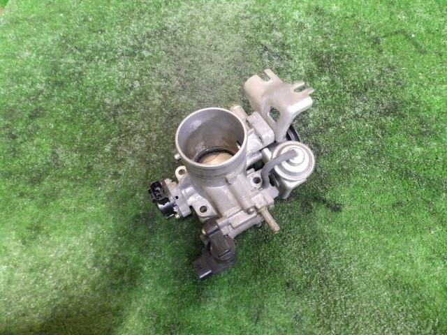 ジャンク!! レジアス GF-RCH41W スロットルボディ/スロボ 3RZ-FE 22210-75240 942954拍卖