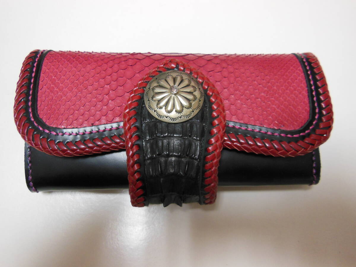 未使用品 ハンドメイド 男性用長財布・小銭入れあり 牛革×パイソン革×クロコダイル革・オールレザー ブラック×レッド 送料無料拍卖