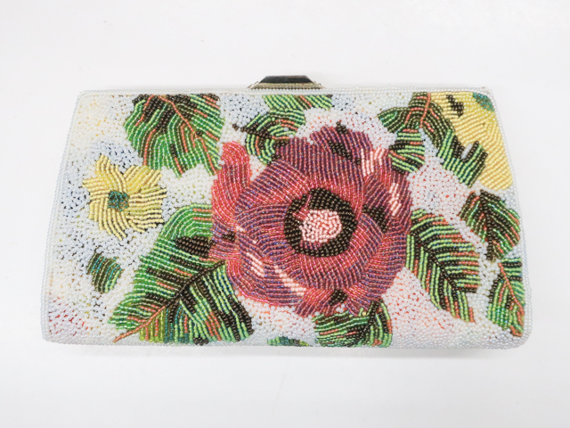 《京都一輝堂》【着物】和装小物 ビーズバッグ クラッチバッグ 花柄 r7w01-25拍卖