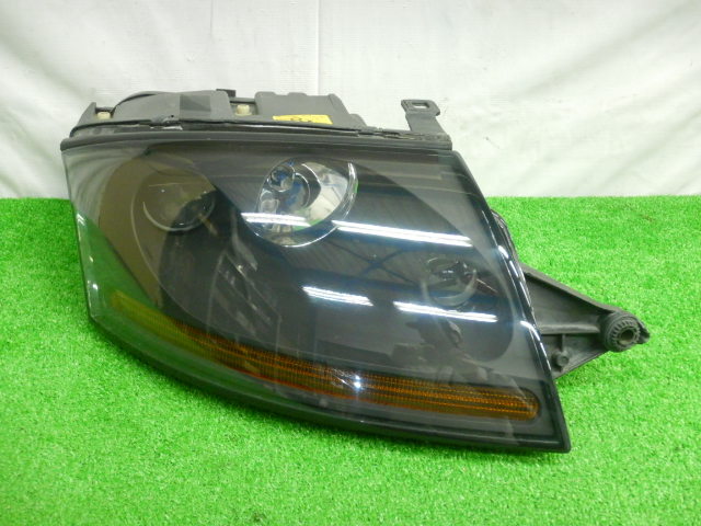 17B】 アウディ TT GH-8NAUQ 右ヘッドライト / 8 NO 941 004BJ / AL / 0 301 164 684 キセノン 【送料記載】【411092】拍卖