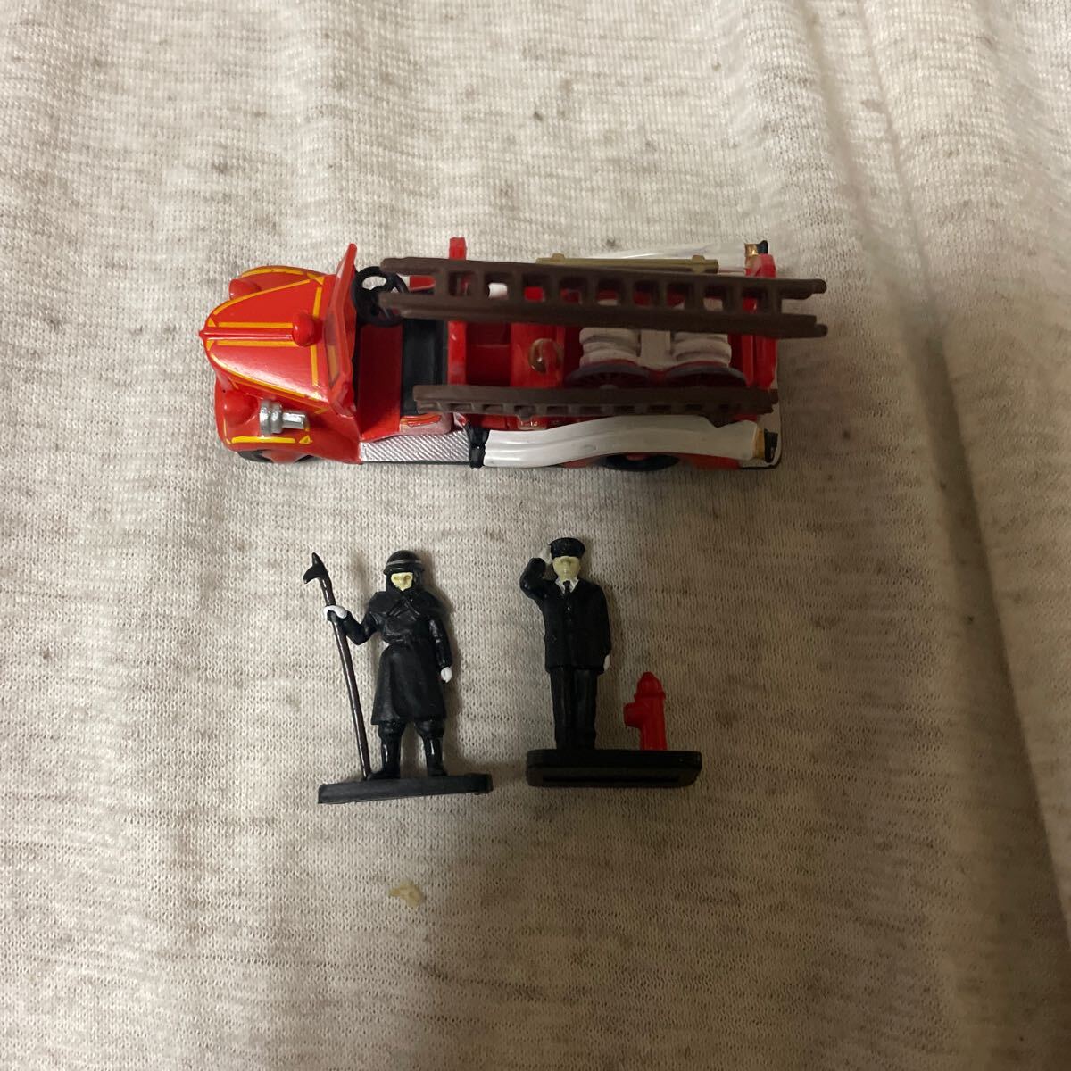 海洋堂 RESCUE119 緊急救命車両コレクション シークレット クラシックボンネット型消防車 拍卖